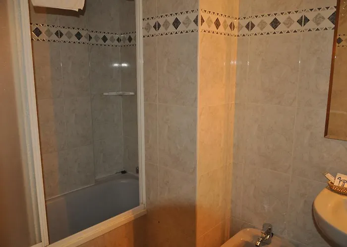 Hotel Alda Orzan A Coruna