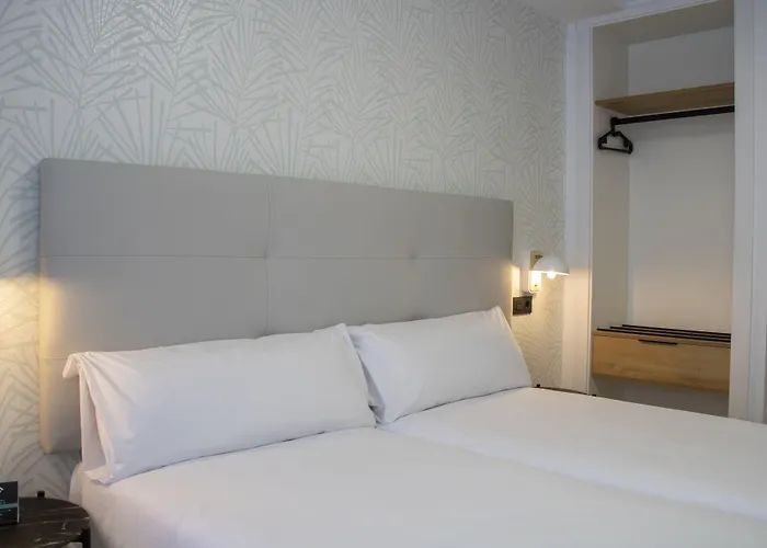 Hotel Alda Orzan A Coruna